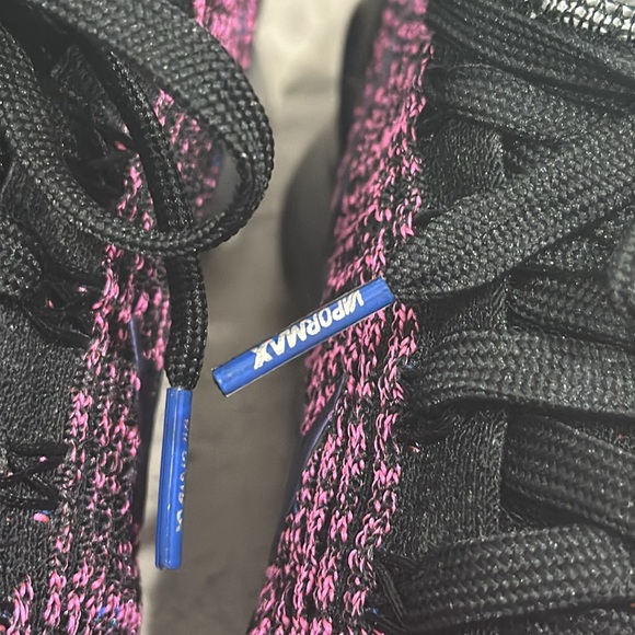 Nike Air VaporMax Flyknit 3 size 11 - Picture 7 of 12